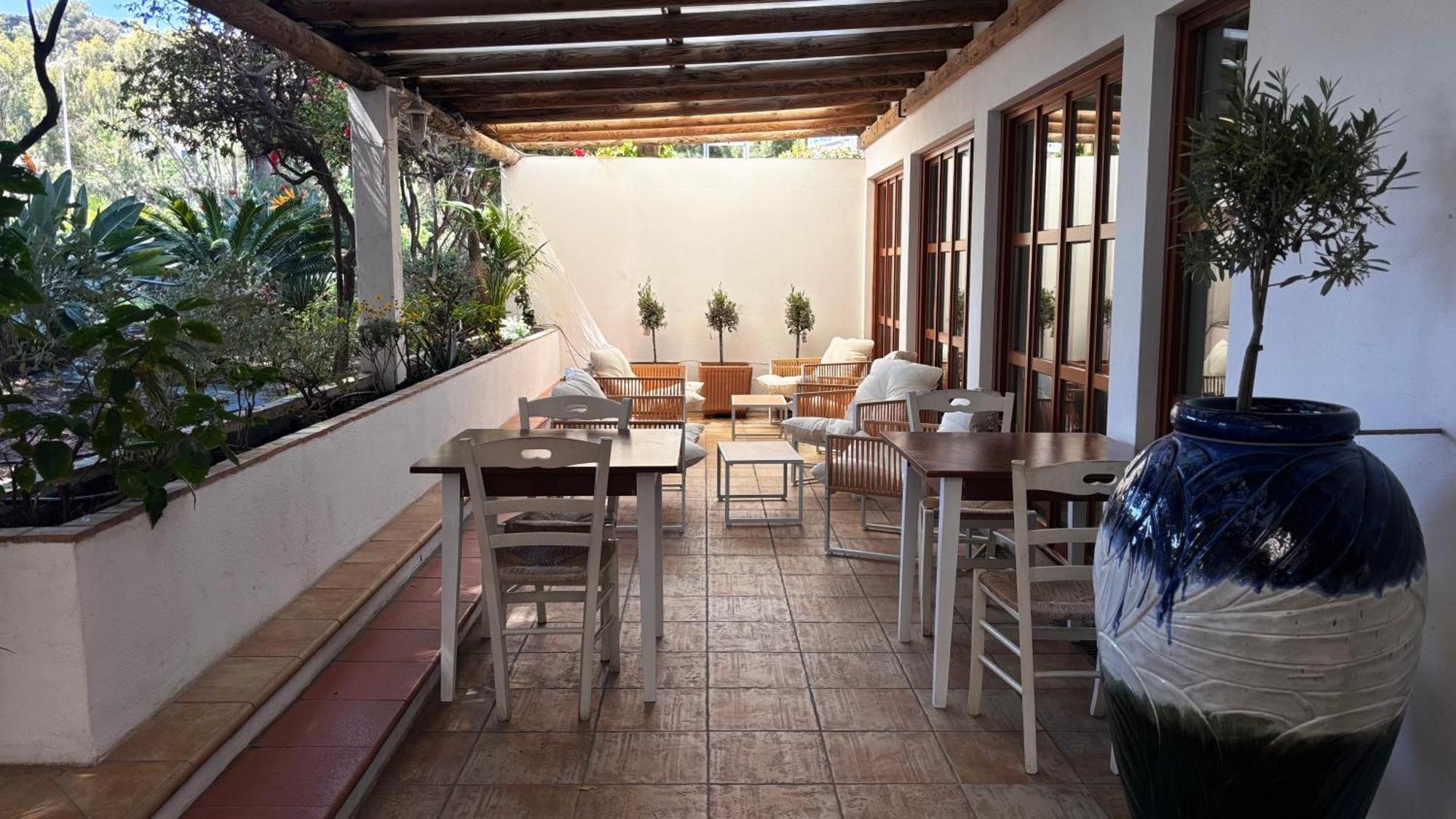 Hotel La Bastide Le Lavandou Exterior foto