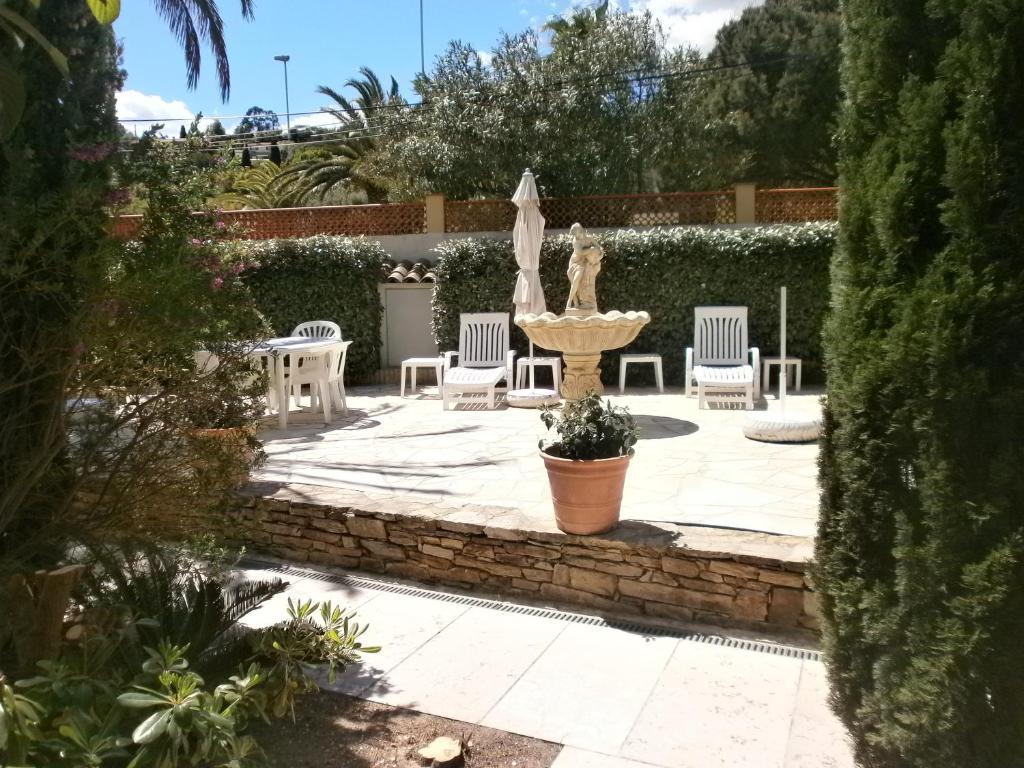 Hotel La Bastide Le Lavandou Exterior foto